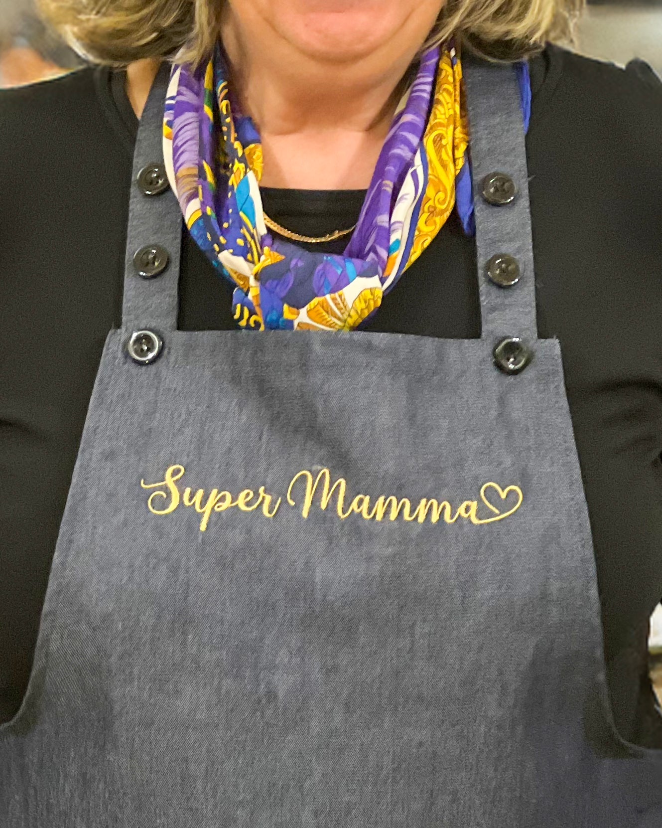 Grembiule Cucina Ricamato Festa della Mamma - Super Mamma - Realizzandoo